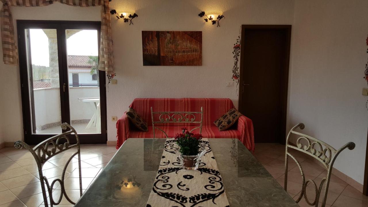 Villa Linet فونتانا المظهر الخارجي الصورة