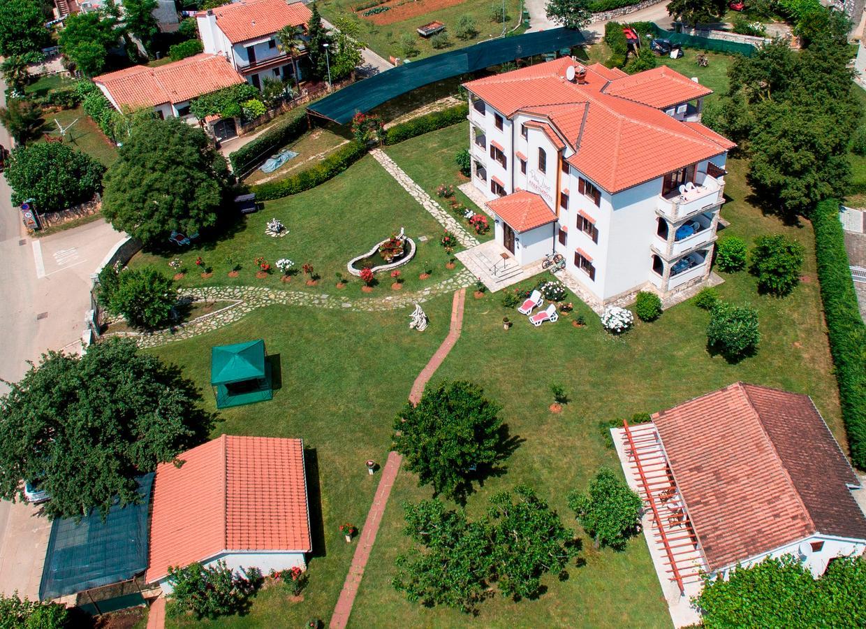 Villa Linet فونتانا المظهر الخارجي الصورة
